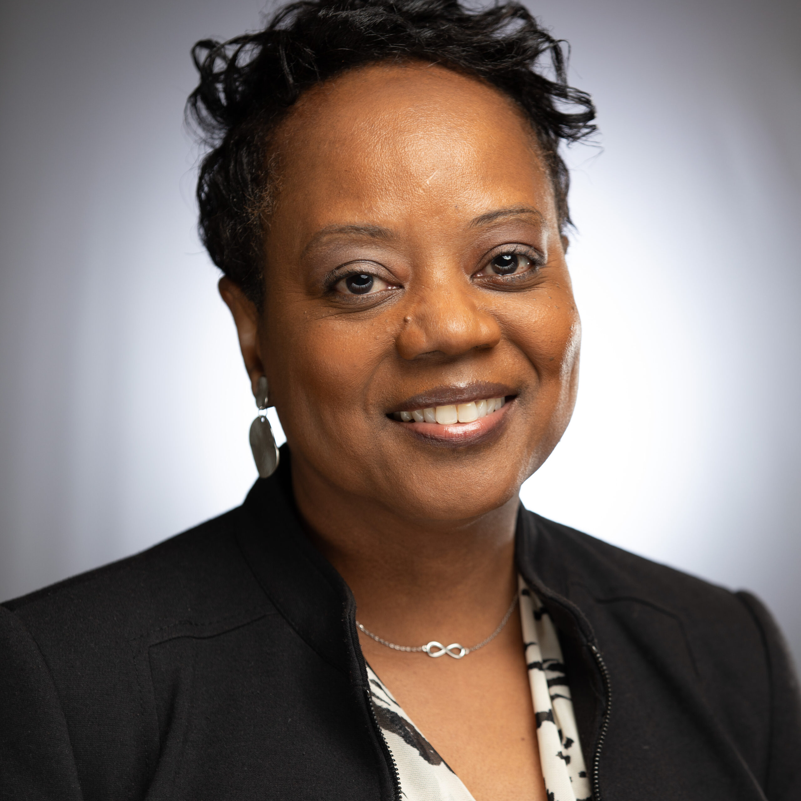 LM-Prof Photo - 2024